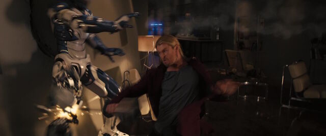 File:Thor-vs-Robot.jpg