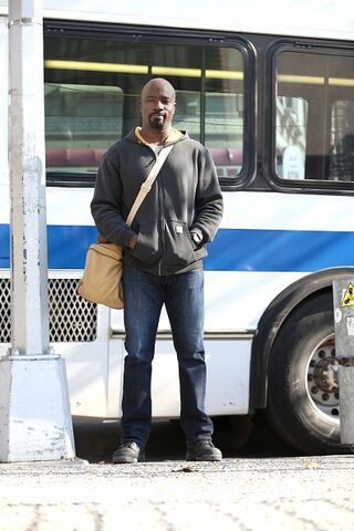 File:Mike Colter Bus3.jpg