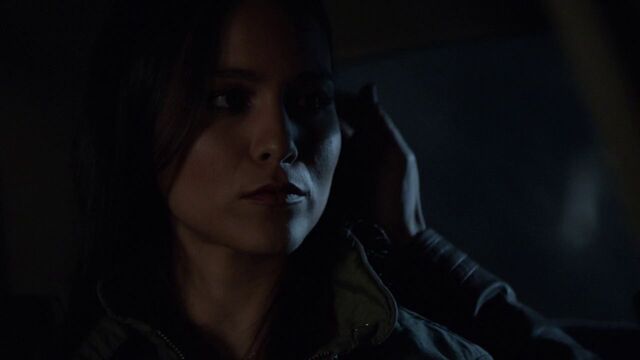 File:Agent-33-Ward-Night-Car.jpg