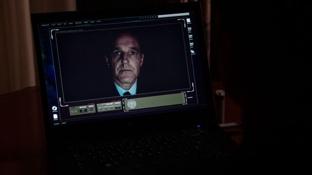 File:Coulson tahiti video.jpg
