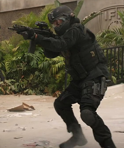 File:Crossbone Mercenary -2.png