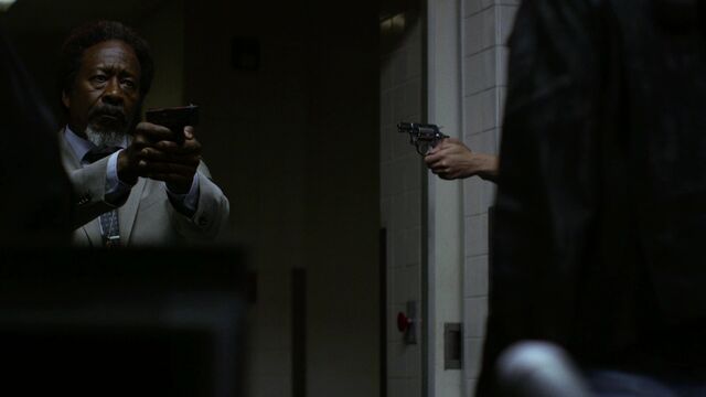 File:OscarClemons-Gun-StandOff.jpg