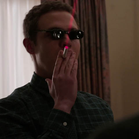 File:Cigarette Laser.png