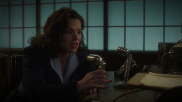 File:Peggy-Carter-Agent-Carter-Radio.jpg