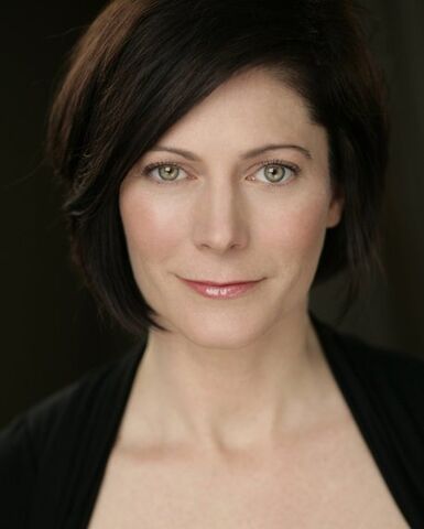 File:Caroline Strong.jpg