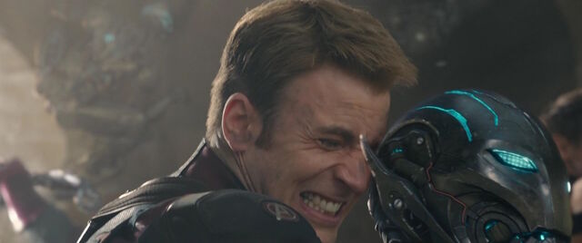 File:CaptainAmerica-Vs-Ultron-Sokovia-AoU.jpg
