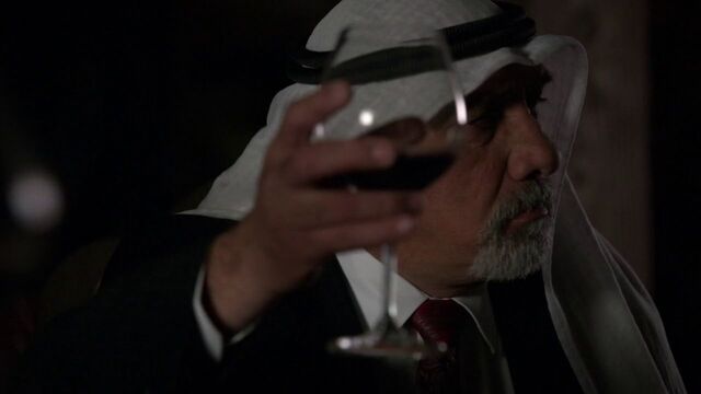 File:Sheikh-Raises-Glass.jpg