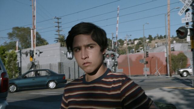 File:Gabe-4x03.jpg