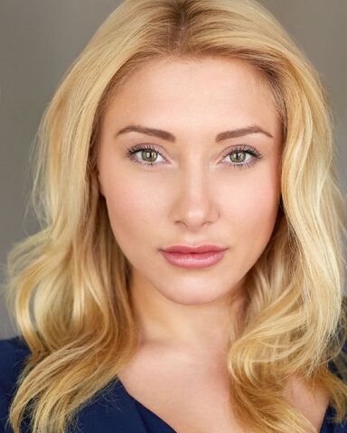 File:Alexandra Vino.jpg