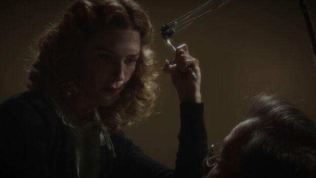 File:Dottie-Underwood-Dentist.jpg