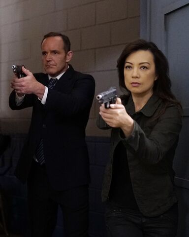 File:Lockup 4.jpg