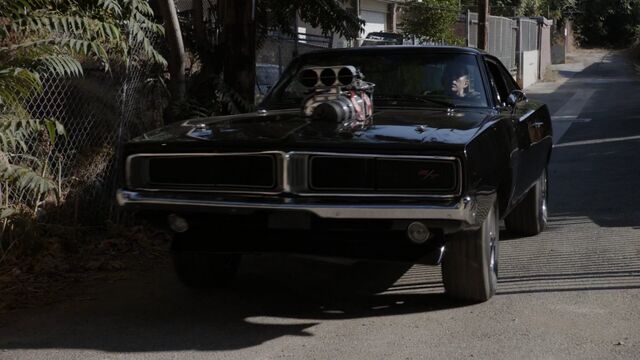 File:Hell Charger 4x02.jpg