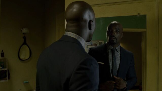 File:Lukecage suit.jpg