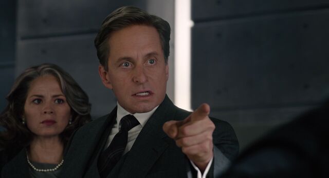 File:HankPym-PeggyCarter-Threat.jpeg