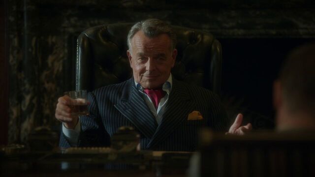 File:HughJones-Cheers.jpg