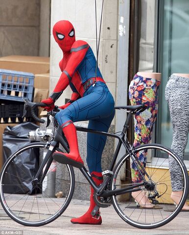 File:Spider-Man HC BTS 3.jpg