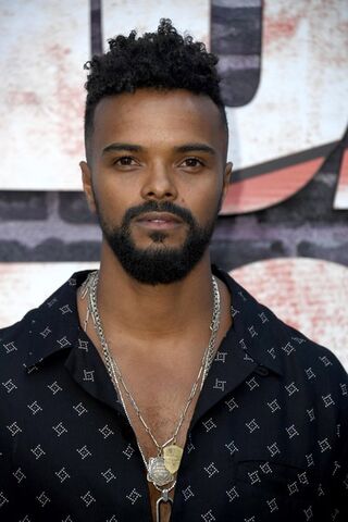 File:Eka Darville.jpg