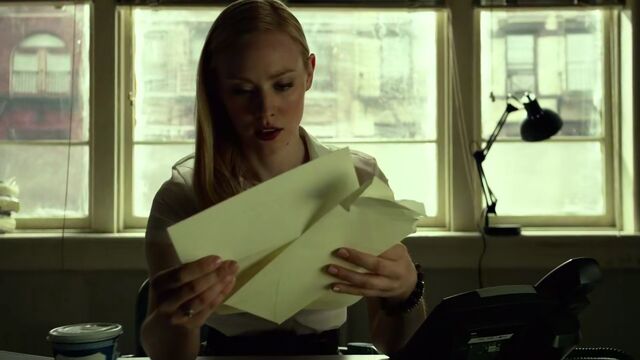 File:Karen-Page-works-for-NelsonMurdock-S1E3.jpg