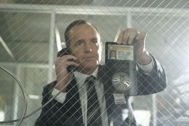 File:AoS-S4-E4-01.jpeg