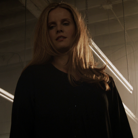 File:ExtremisChick1b.png