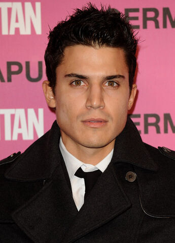 File:Alex Gonzalez.jpg