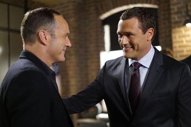 File:AoS-S4-E2-07.jpeg