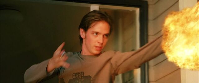 File:003XMN Aaron Stanford 004.jpg