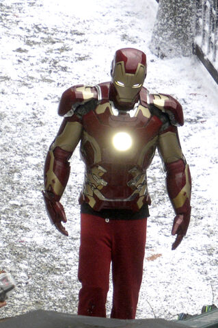 File:407676-iron-man-avengers-2.jpg