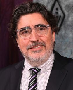 Alfred Molina