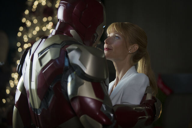 File:IronMan3OfficialStill 2.jpg