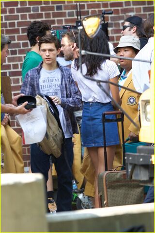 File:Tom-holland-spotted-on-spider-man-set-with-newcomer-jacob-batalon-01.jpg