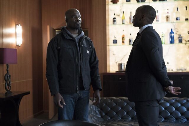File:Luke Cage and Cottonmouth.jpg