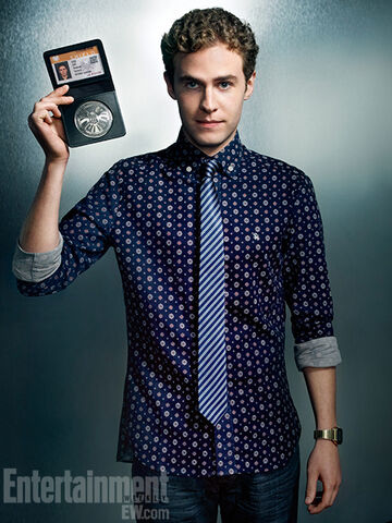 File:Leo Fitz 01.jpg