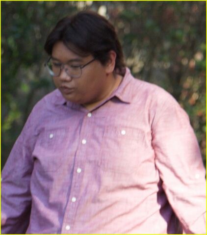 File:Tom-holland-spotted-on-spider-man-set-with-newcomer-jacob-batalon-06.jpg