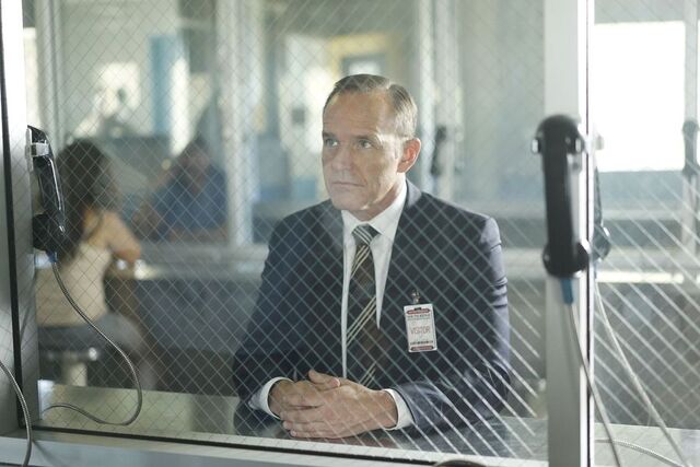File:AoS-S4-E4-02.jpeg