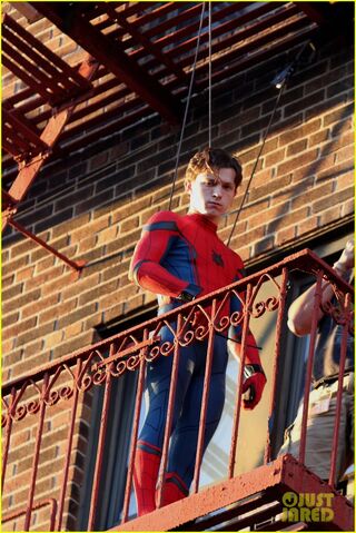 File:Tom-holland-performs-his-own-spider-man-stunts-on-nyc-fire-escape-10.jpg