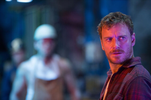 File:X-Men Apocalypse Magneto.jpg