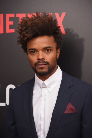 Fichier:Eka Darville.jpg