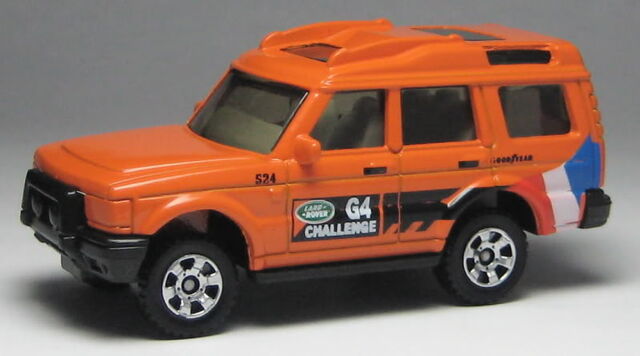 File:0996-LandRoverDiscoveryOrange.jpg