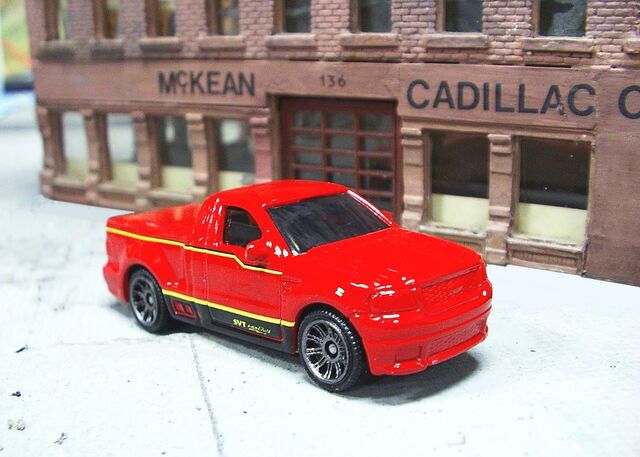 File:Ford SVT Red.jpg