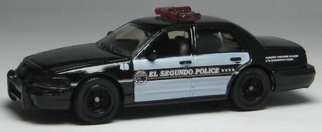 File:0870CrownVic.jpg