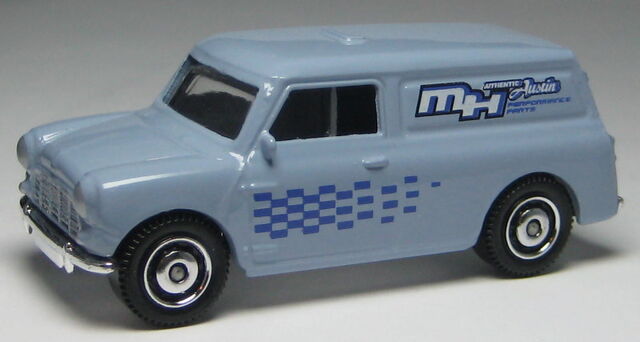File:1072AustinMiniVan.jpg