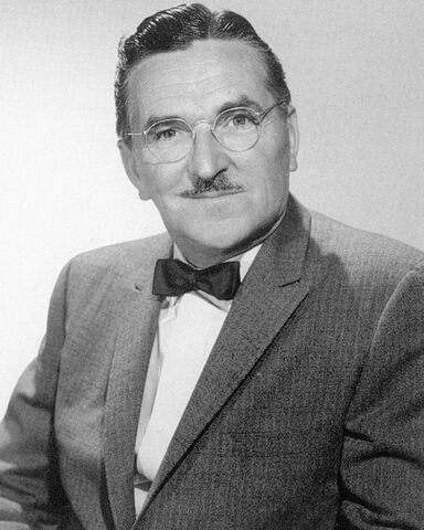 File:HowardMcnear.jpg