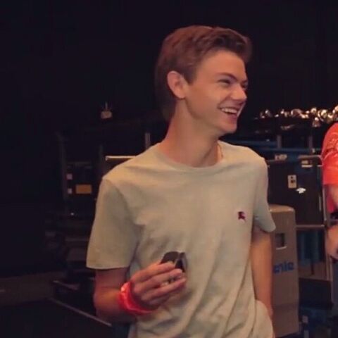 File:Thomas Sangster.jpg