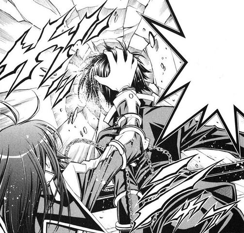 File:Medaka smashes a window with Kumagawa's head.jpg