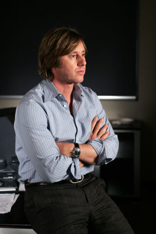 File:Joe Dubois S4 01.jpg