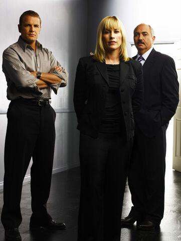 File:Medium Season 2 Promo-03.jpg