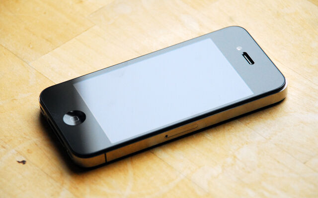 File:IPhone 4 Black.jpg
