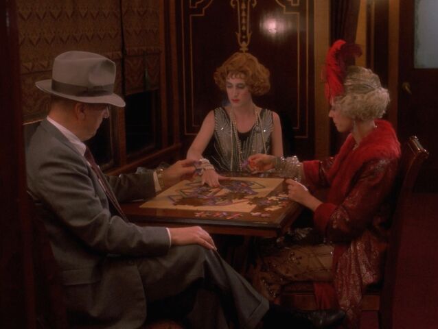 File:Orient Express jigsaw puzzle.jpg