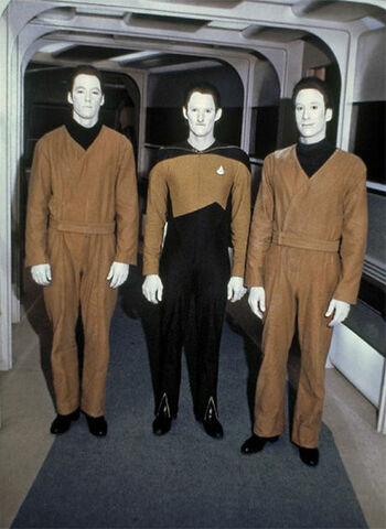 File:Data doubles, Datalore.jpg